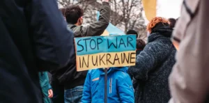 Quién es el tercero que camina siempre a tu lado